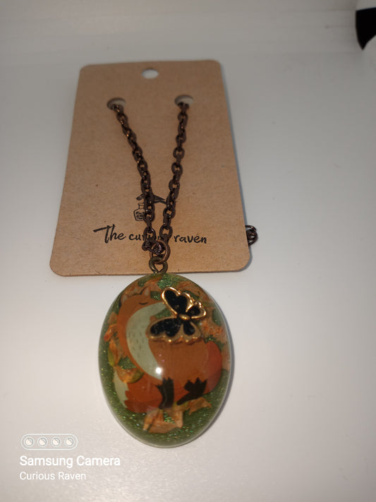 Shy fox resin pendent necklace