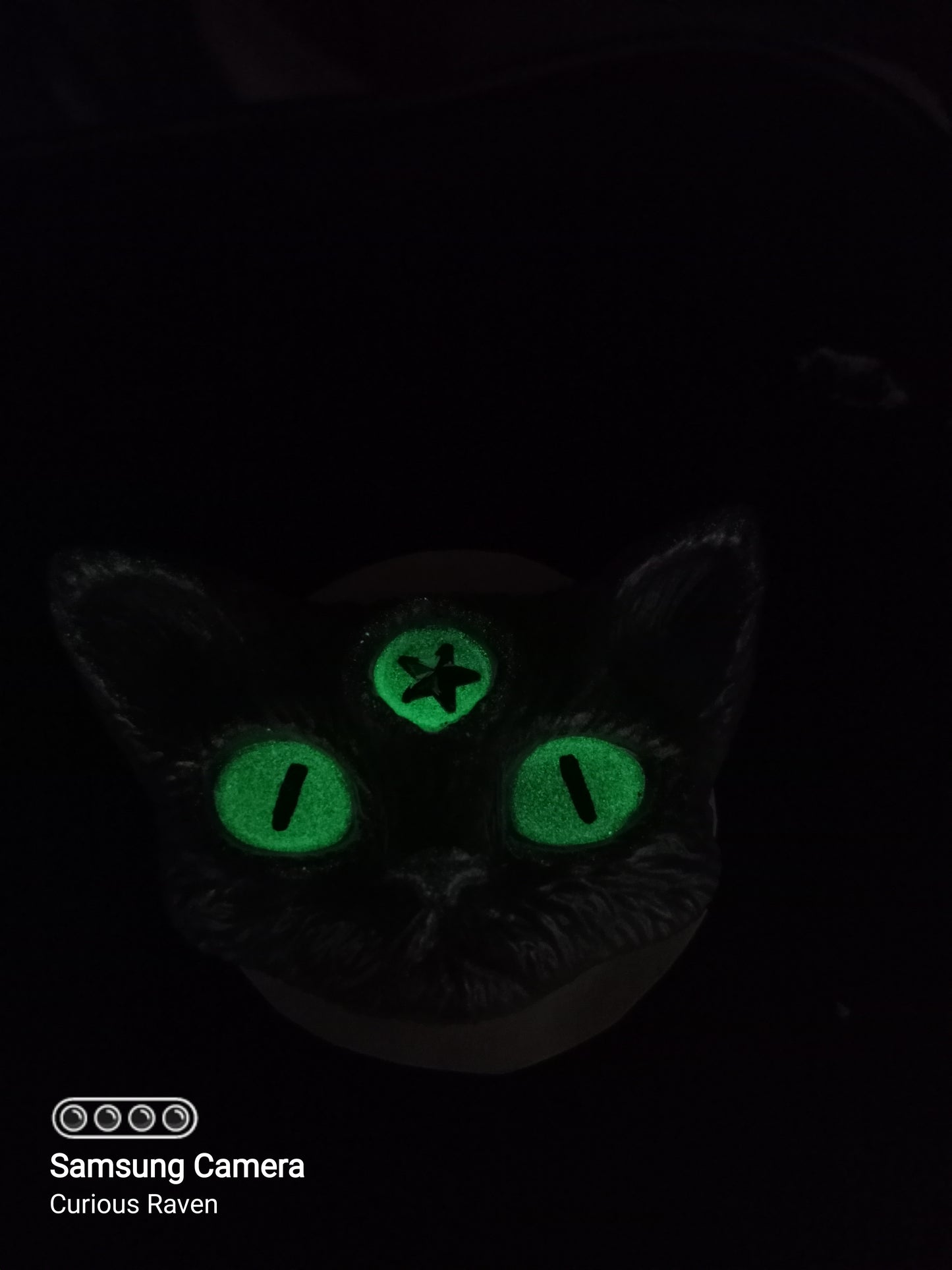 Ecto Glow Third Eye Kitty Magnet