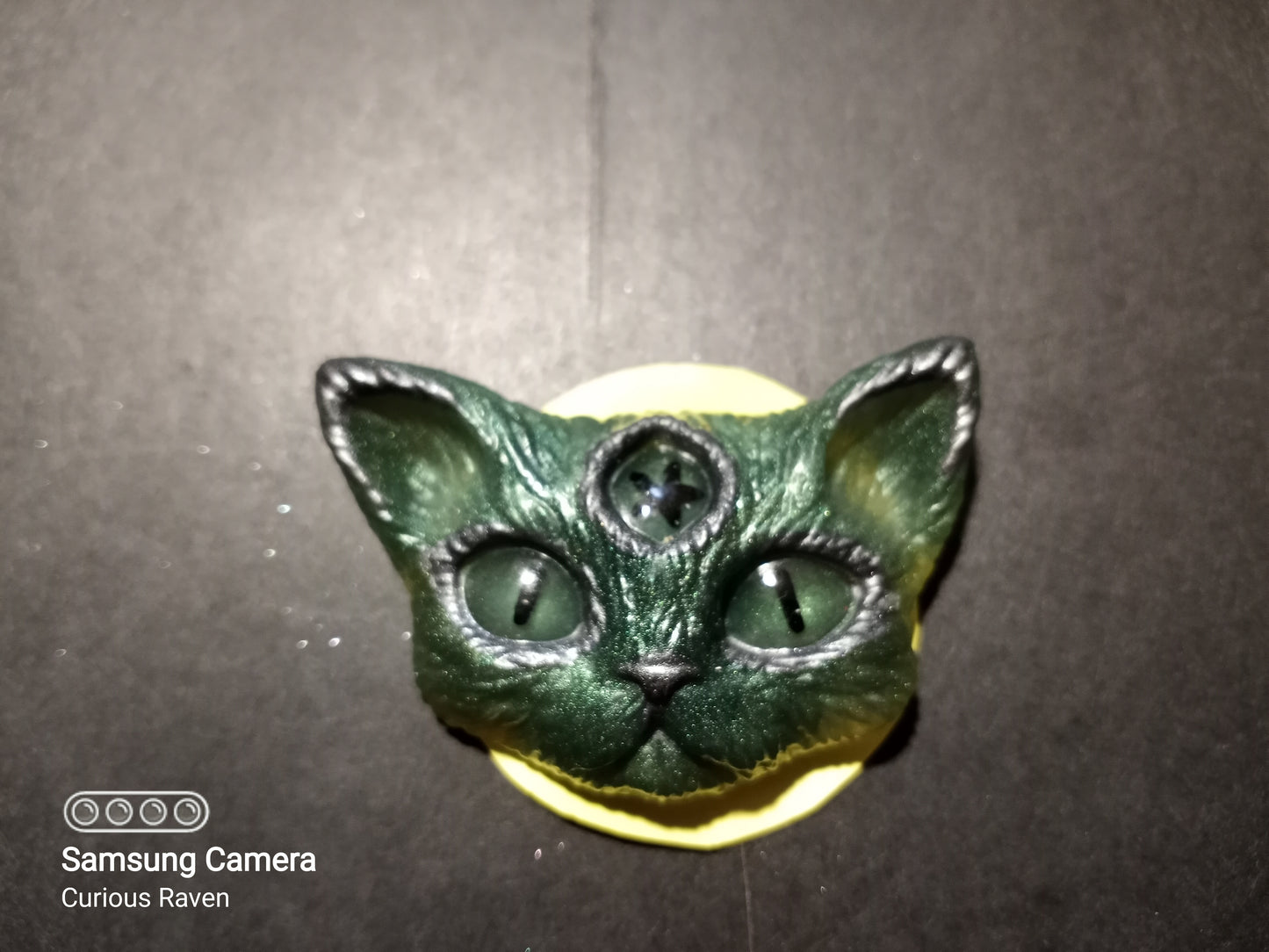 Ecto Glow Third Eye Kitty Magnet